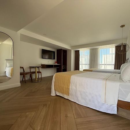Six Hotel Guadalajara Degollado Екстер'єр фото