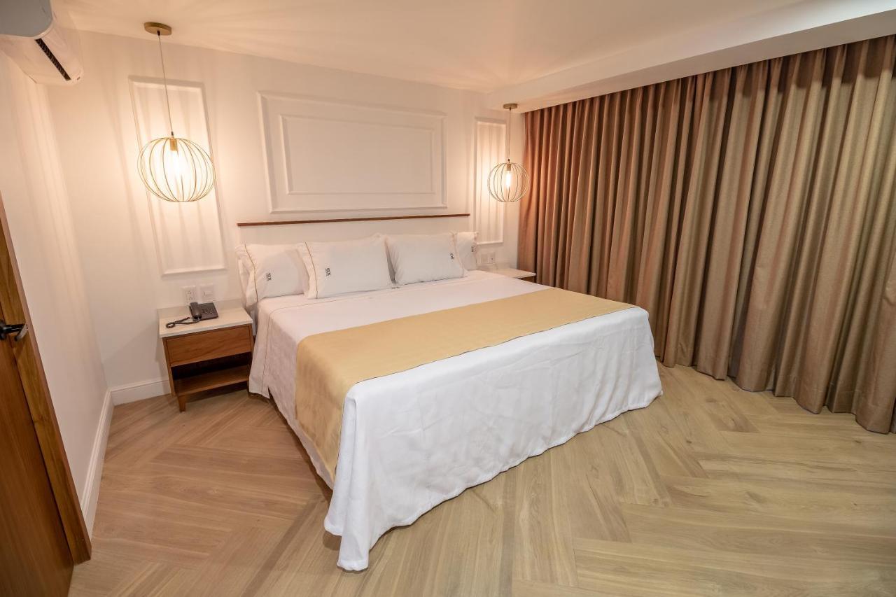Six Hotel Guadalajara Degollado Екстер'єр фото