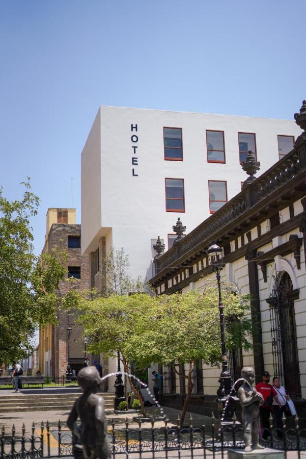 Six Hotel Guadalajara Degollado Екстер'єр фото