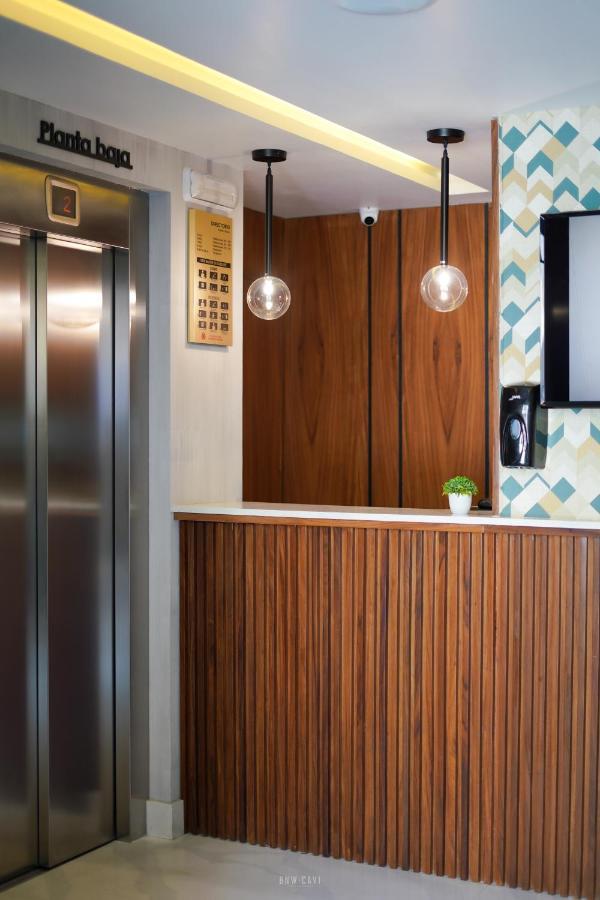 Six Hotel Guadalajara Degollado Екстер'єр фото
