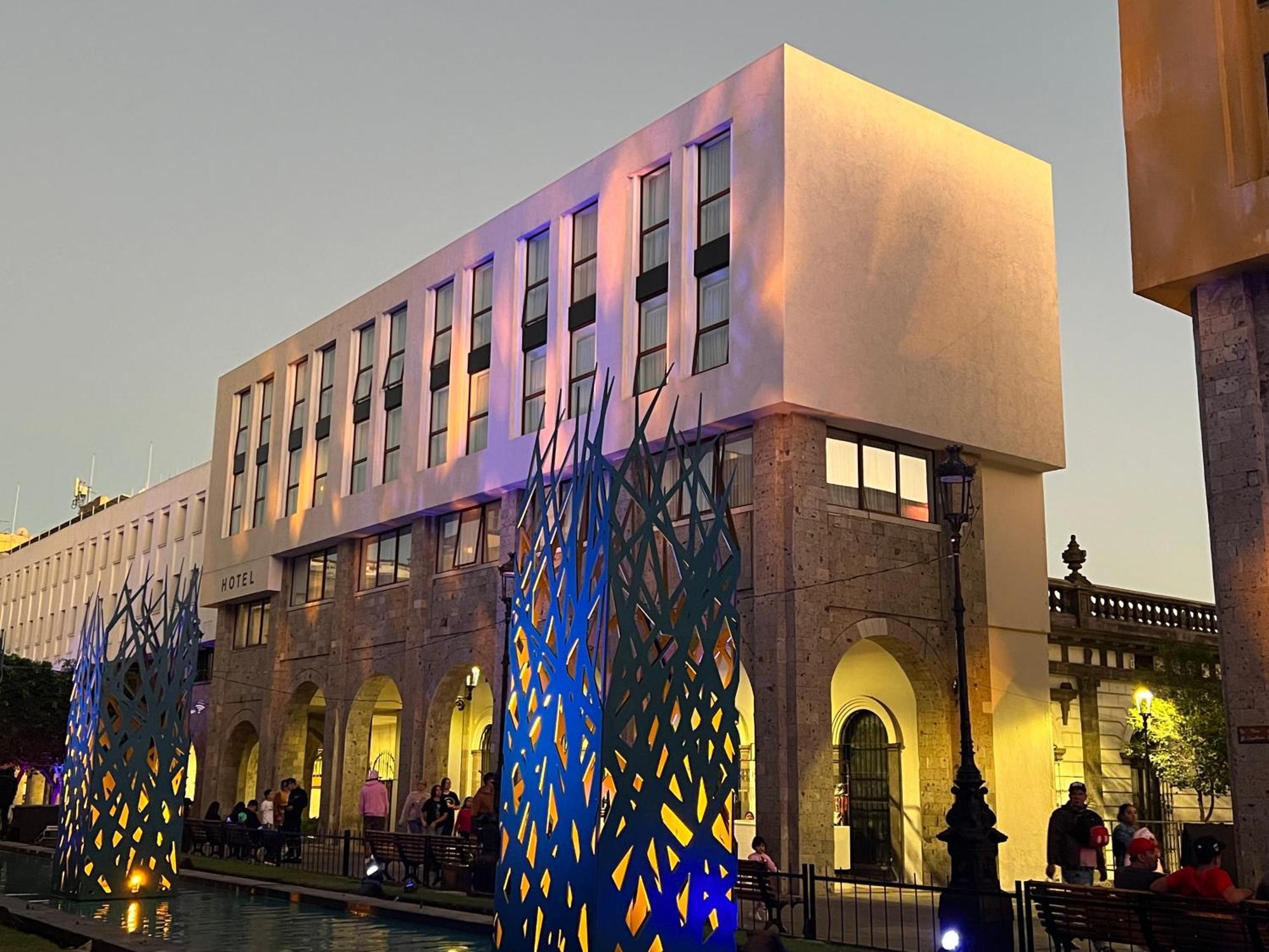 Six Hotel Guadalajara Degollado Екстер'єр фото