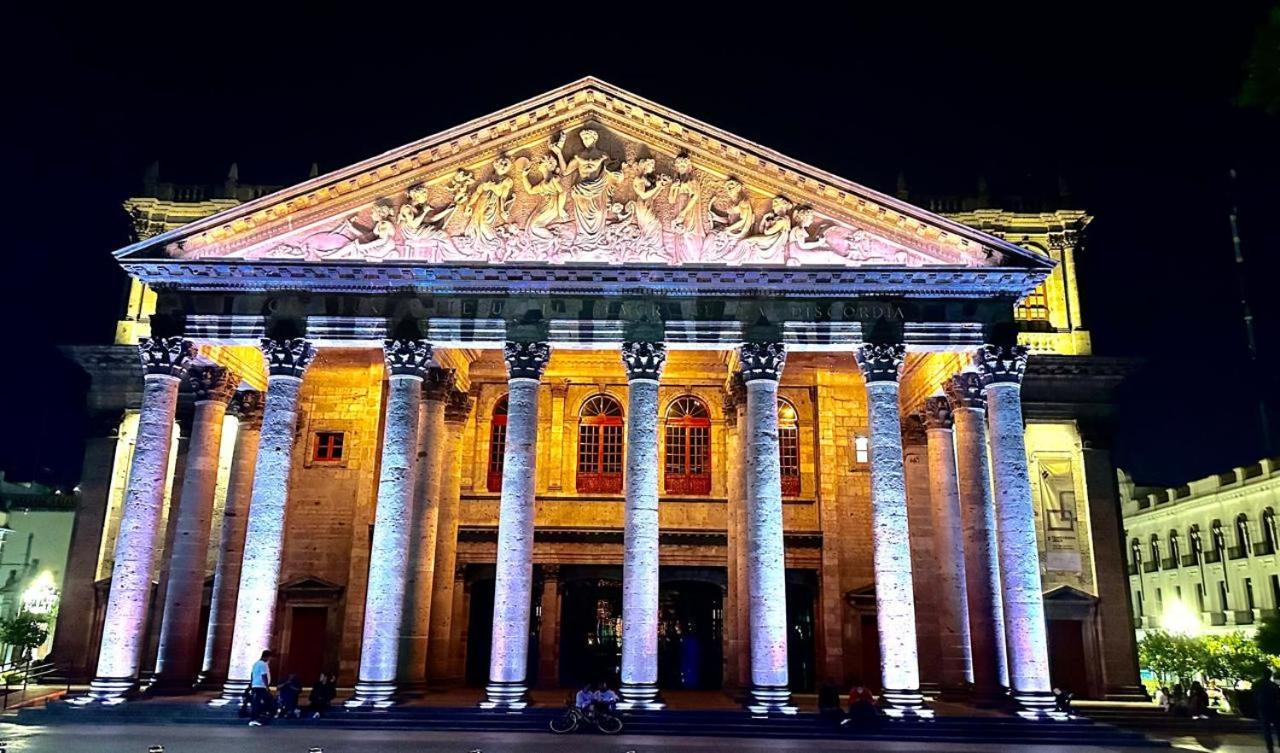 Six Hotel Guadalajara Degollado Екстер'єр фото